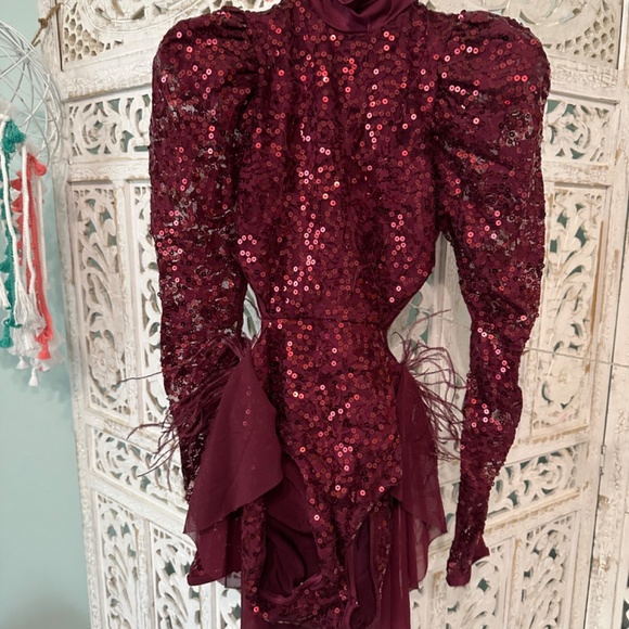 Trouble - Picture 3 of 4